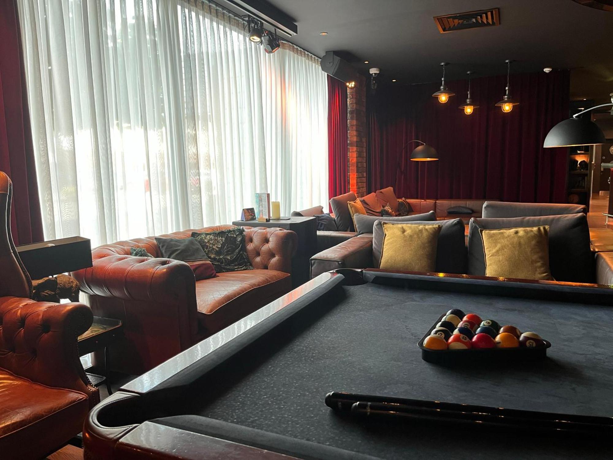เพนตาโฮเต็ล เดอร์บี Hotel ดาร์บี ภายนอก รูปภาพ