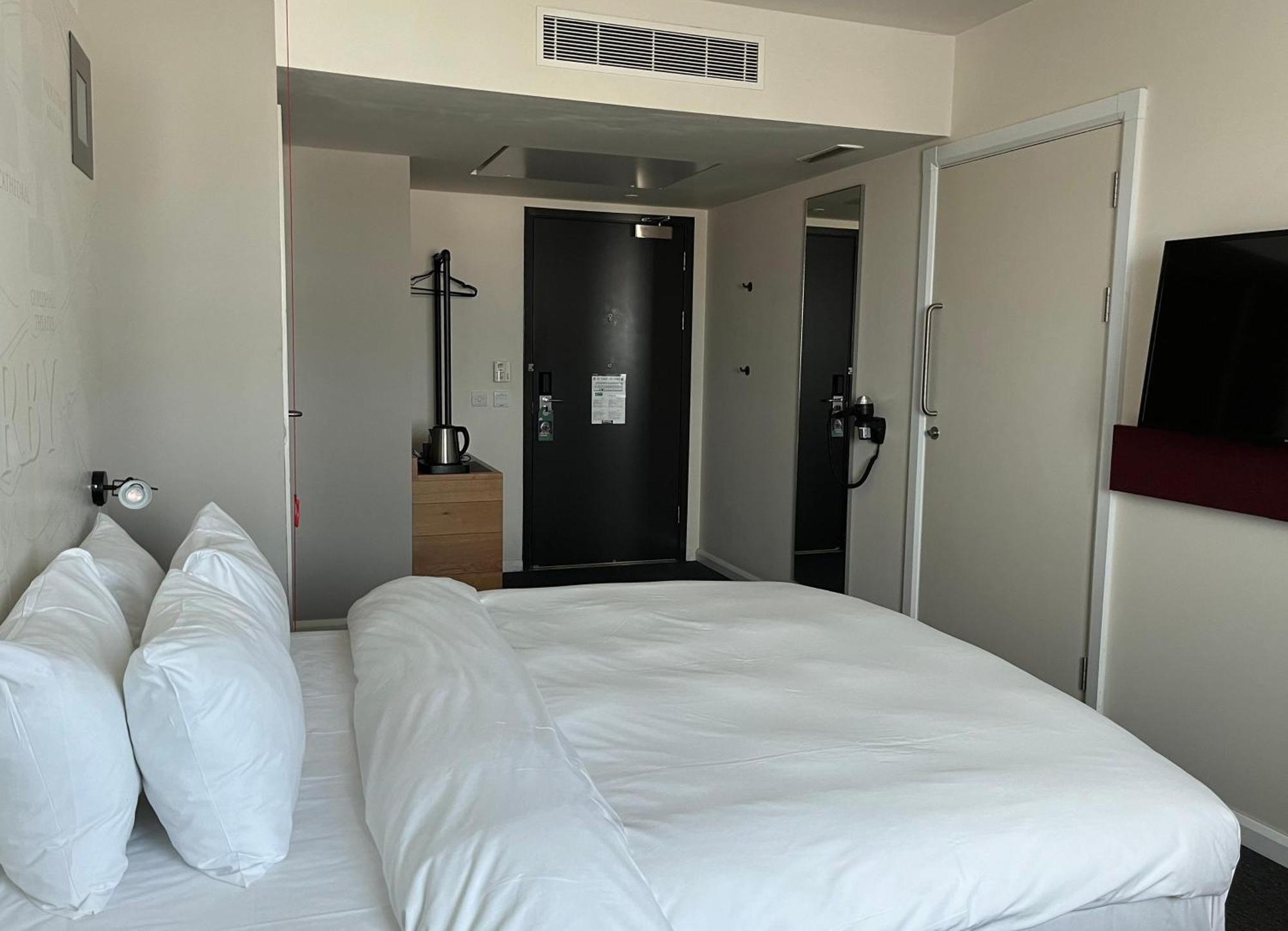 เพนตาโฮเต็ล เดอร์บี Hotel ดาร์บี ภายนอก รูปภาพ