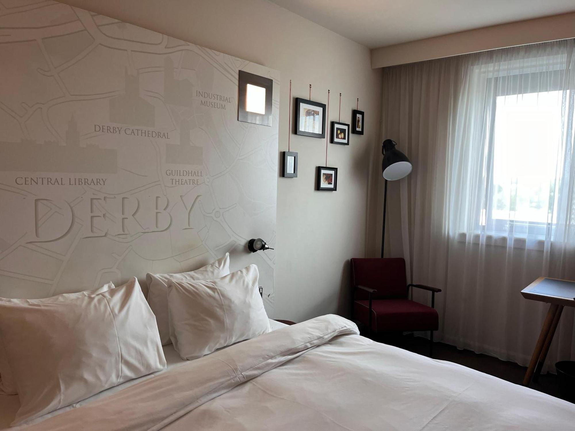 เพนตาโฮเต็ล เดอร์บี Hotel ดาร์บี ภายนอก รูปภาพ