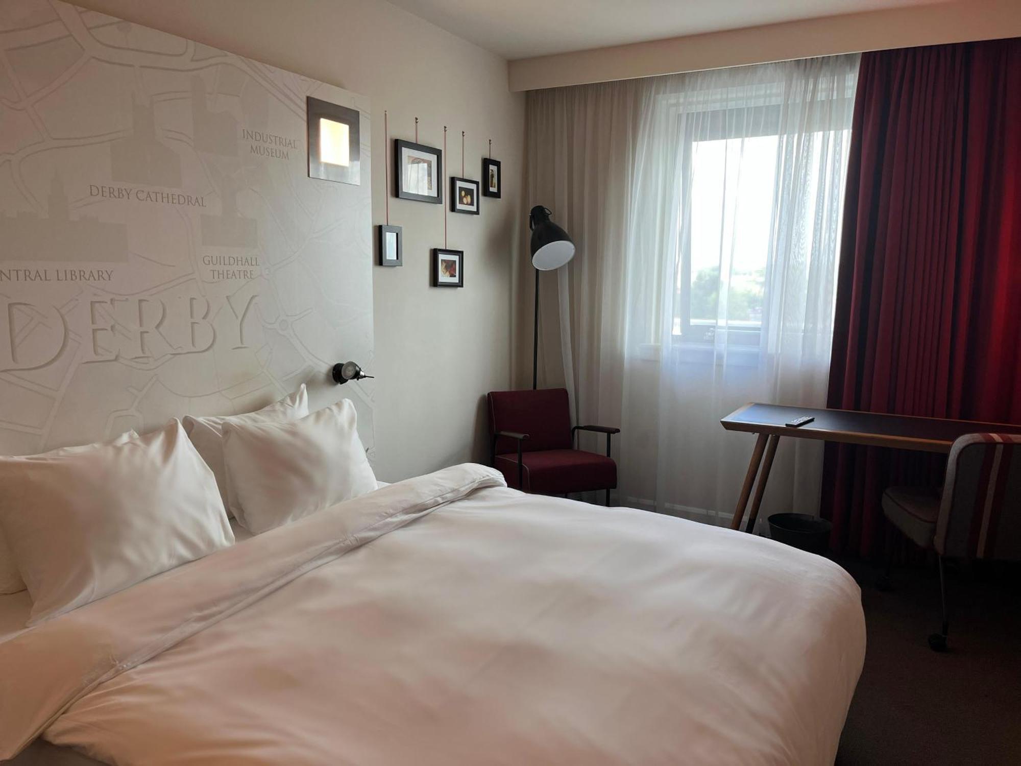 เพนตาโฮเต็ล เดอร์บี Hotel ดาร์บี ภายนอก รูปภาพ